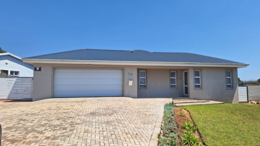 3 Bedroom Property for Sale in Stilbaai Wes Western Cape